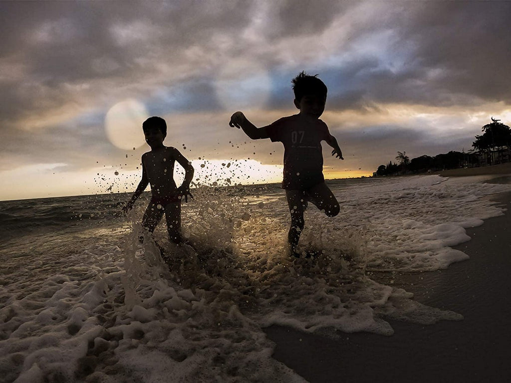 GoPro-HERO9-Black-Waterproof-Action-Camera-with-Front-LCD-and-Touch-Rear-Screens-5K-Ultra-HD-Video-1080p-demo-swim