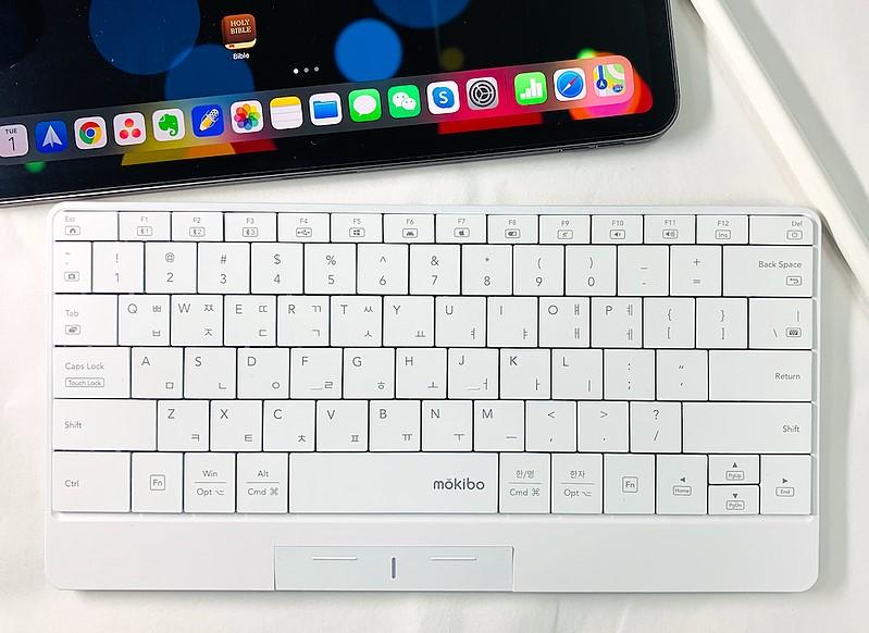Lexuma-Mokibo 2-in-1 Touchpad-embedded Wireless Keyboard 